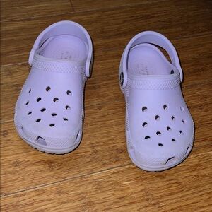 USED: CROCS Kids Light Purple (Lavender) Clogs-C10